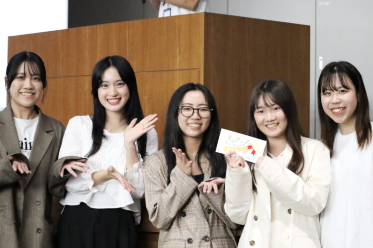 学際性を象徴するイベント「研究交流祭」を開催　多様なゼミが学年・学問領域を超えて交流　情コミ20周年記念事業の一環で（情報コミュニケーション学部）