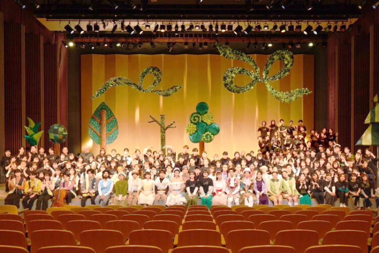 第21回明治大学シェイクスピアプロジェクト「お気に召すまま」を熱演