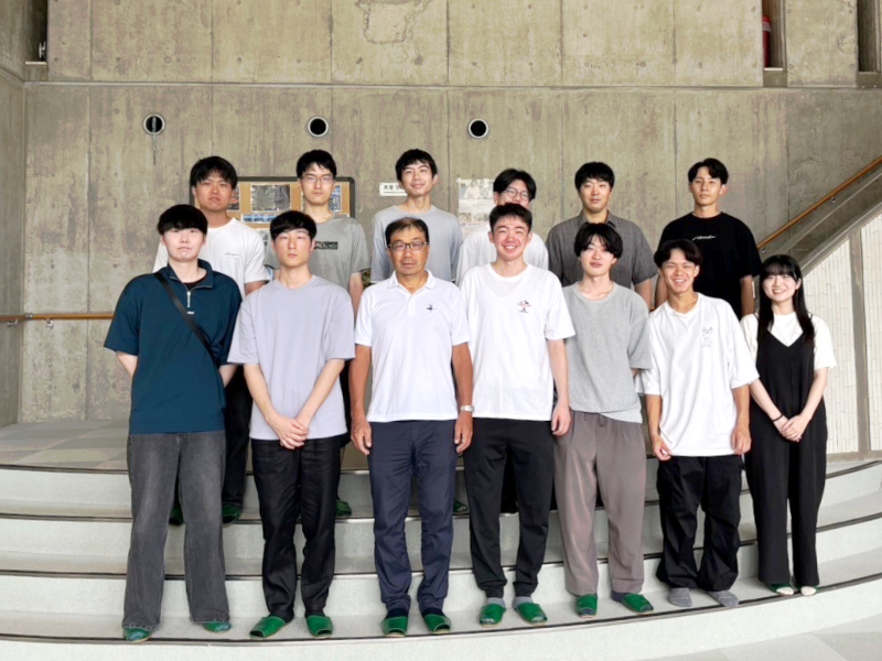 政治や選挙について統計学でデータ分析し、「計量政治学」を研究｜政治経済学部・井田正道ゼミ