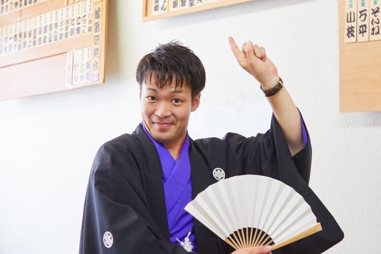 落語愛と故郷への想い抱き、二刀流目指す！