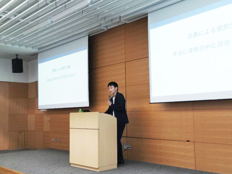 生命機能マテリアル国際インスティテュート公開シンポジウム「人工材料に如何にして生命を吹き込むか」を開催　