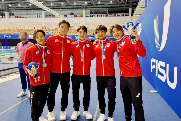 渡邉裕太選手がFISU競泳男子4×100ｍフリーリレーで銀メダルを獲得｜体育会水泳部