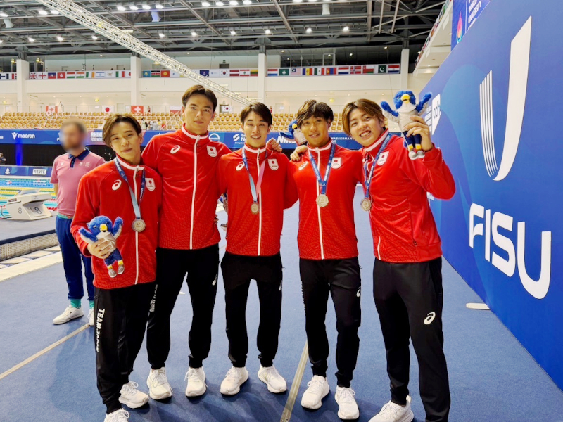 渡邉裕太選手がFISU競泳男子4×100ｍフリーリレーで銀メダルを獲得｜体育会水泳部