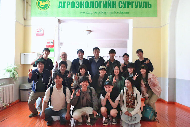 海外農業体験(モンゴル国)を実施│農学部
