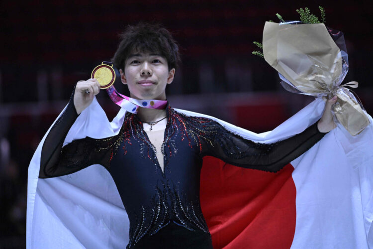 佐藤駿選手がフィギュアスケートGPシリーズ中国大会で金メダルを２年連続獲得！｜体育会スケート部