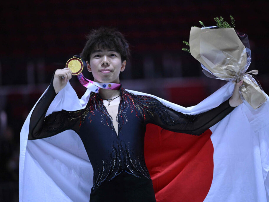 佐藤駿選手がフィギュアスケートGPシリーズ中国大会で金メダルを２年連続獲得！｜体育会スケート部