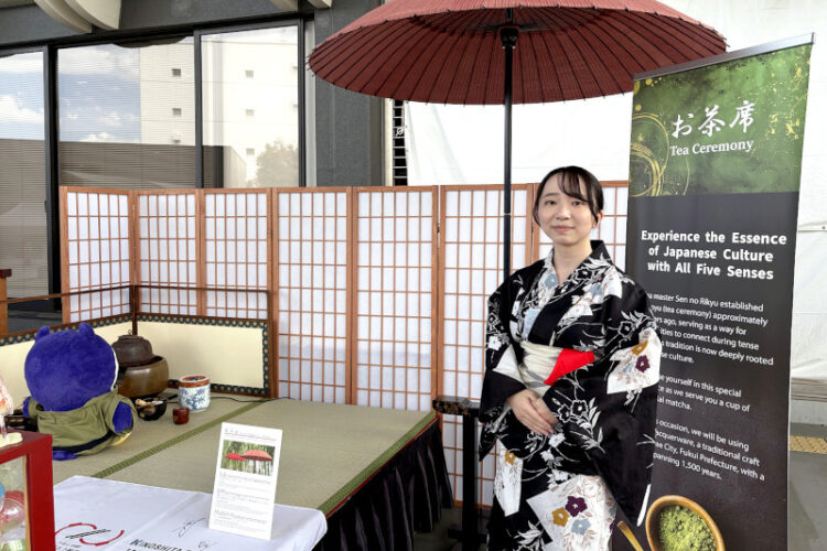 福井県鯖江市の越前漆器PRイベントに参加。ジャパンオープンテニス会場でお点前を披露│高橋ちかのさん