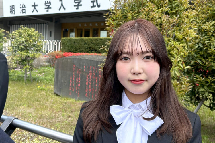 日本史は人に説明することで自分の理解度を測る│情報コミュニケーション学部・井上南奏さん