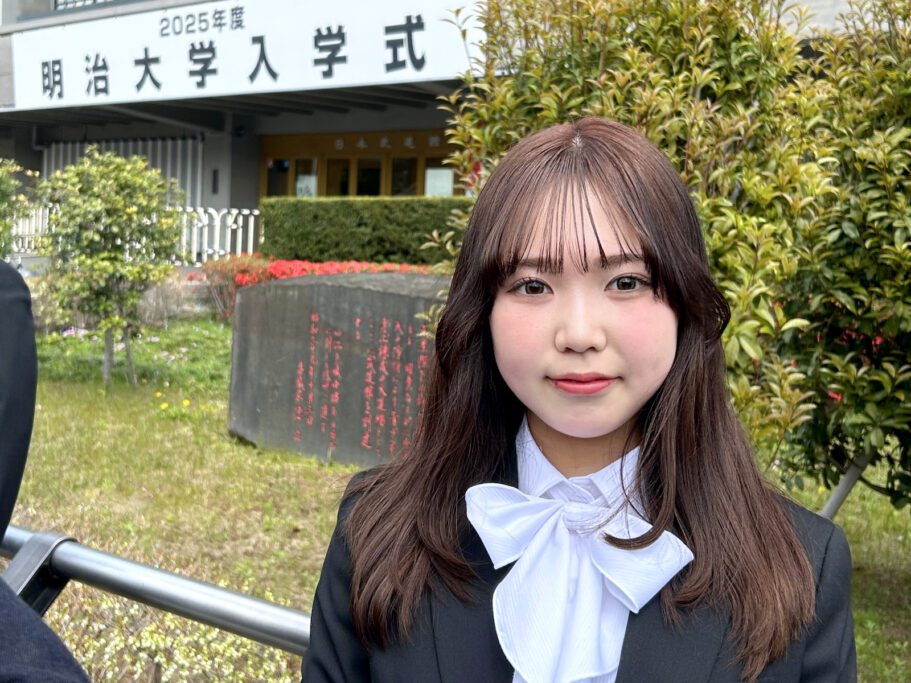 日本史は人に説明することで自分の理解度を測る│情報コミュニケーション学部・井上南奏さん