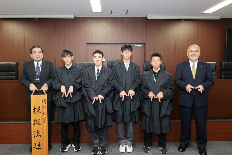 山形県天童市「宮城浩蔵賞」受賞生徒4人が来校――天童市生涯学習フェスティバルでは記念講演も｜地域連携推進センター