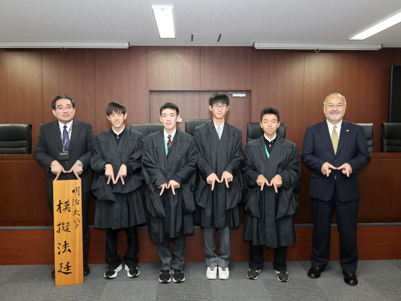 山形県天童市「宮城浩蔵賞」受賞生徒4人が来校――天童市生涯学習フェスティバルでは記念講演も｜地域連携推進センター