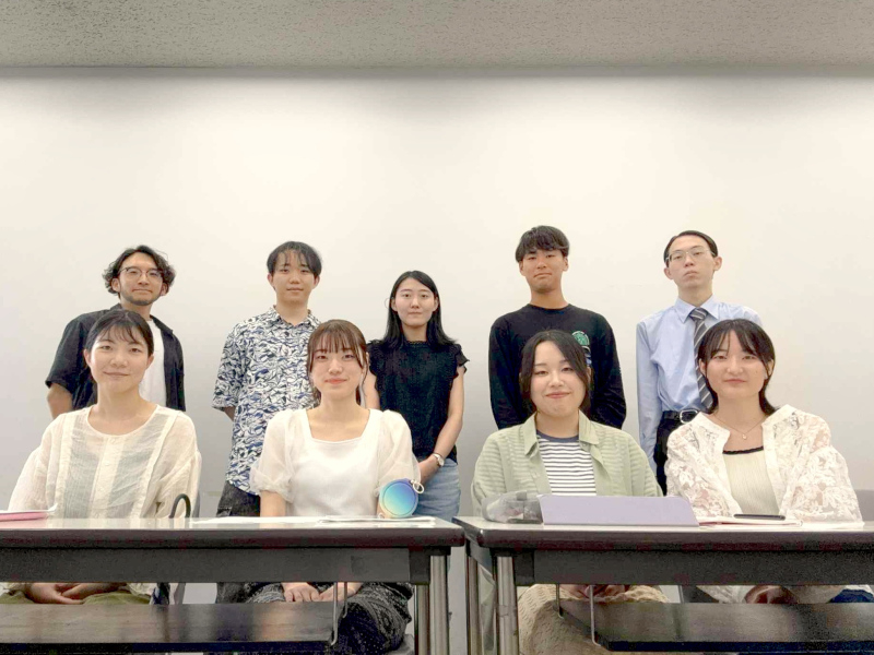 フランス語圏文学を視覚化のプロセスを通し、多角的に楽しく学ぶ｜文学部・渡辺惟央ゼミ