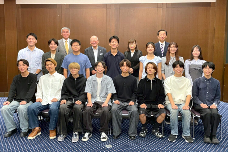 「つなげ！紫紺の“たすき”」奨学金