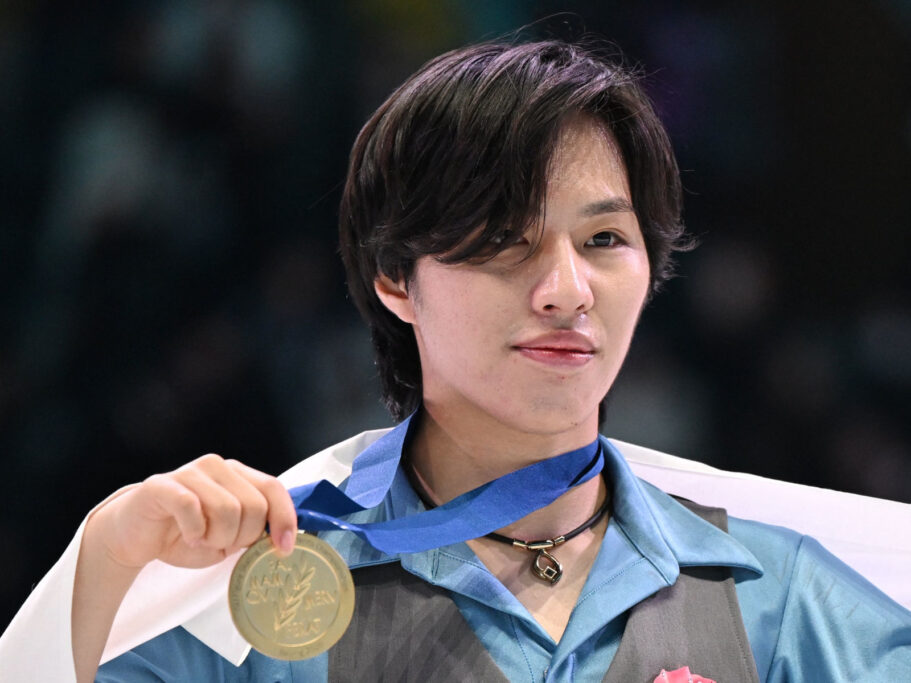 三浦佳生選手が四大陸フィギュアスケート選手権で3年ぶり2度目の優勝｜体育会スケート部