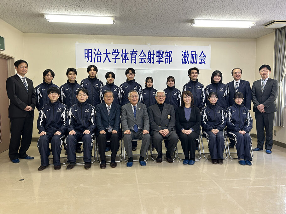 大分合同新聞朝刊に射撃部由布合宿激励会の記事が掲載されました